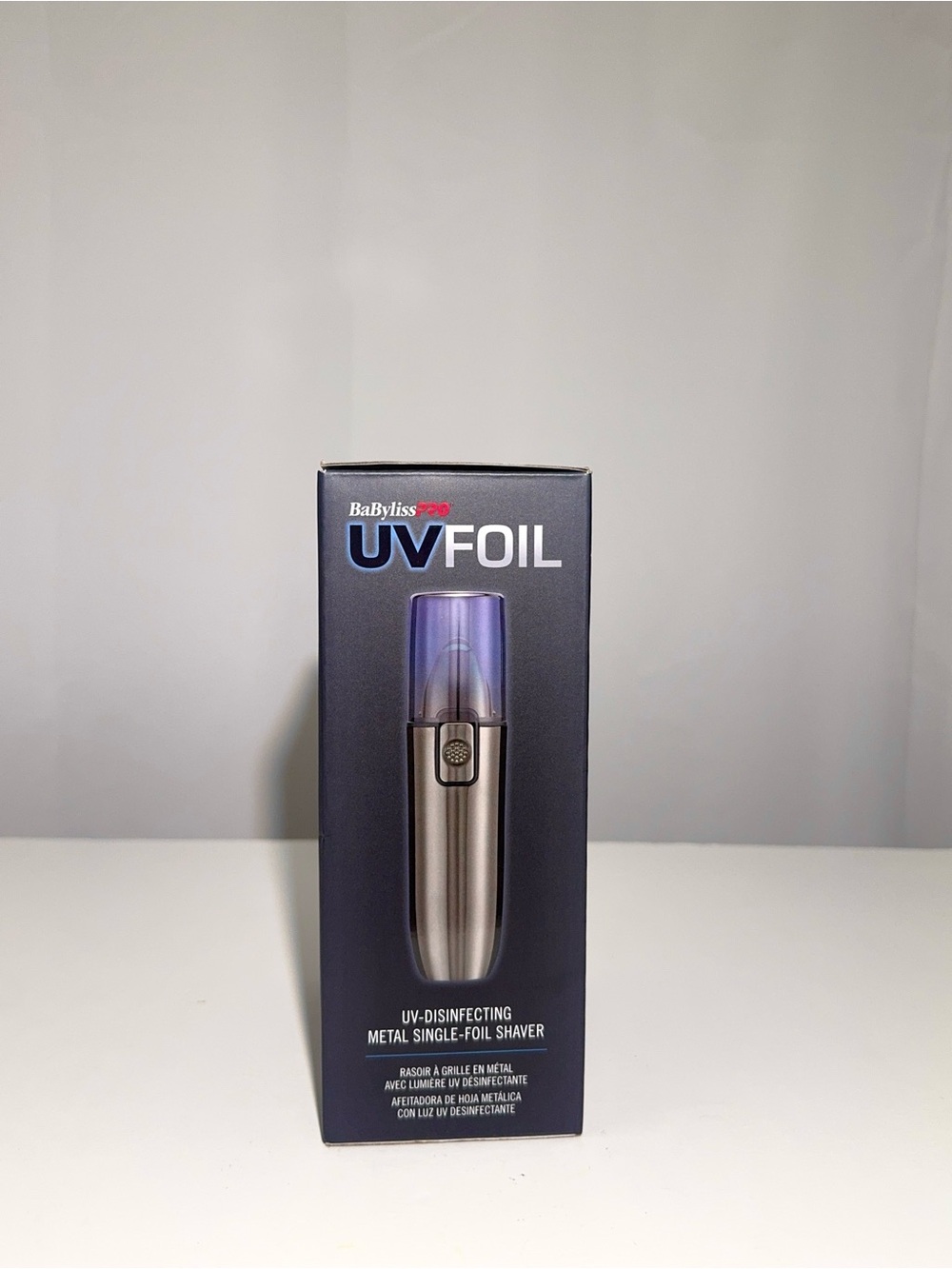 BaBylissPRO UV Foil Shaver Black | Sleek Grooming Gift Idea - Picture 2 of 5